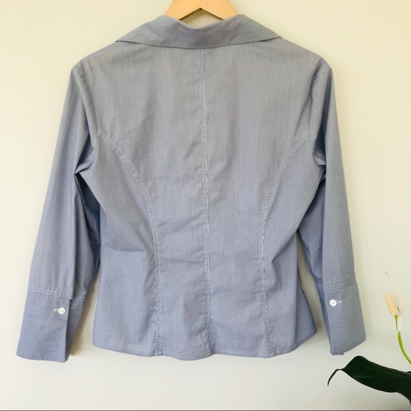 Button front shirt. - Picture 3 of 8